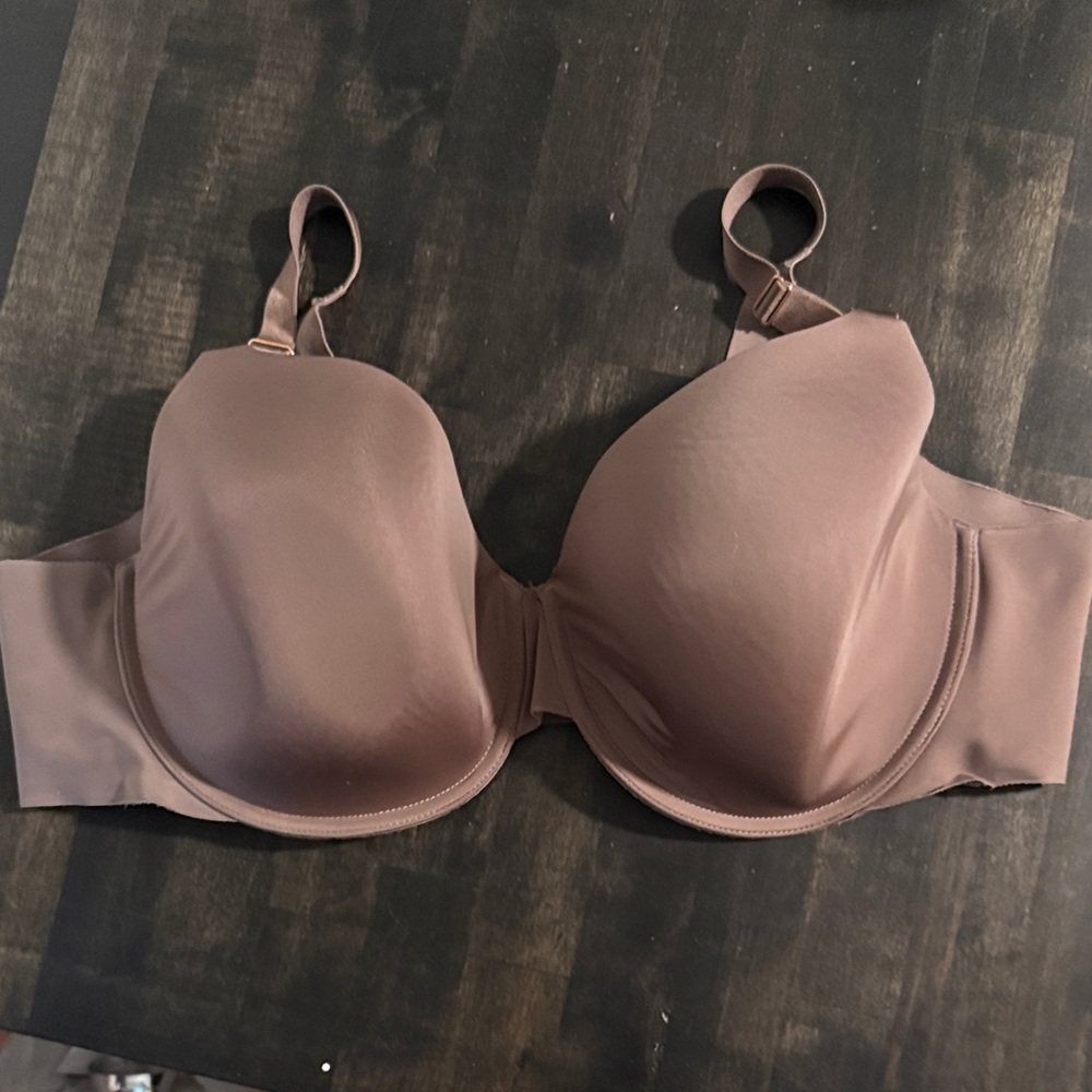 Soma Vanishing 360 Perfect Coverage Bra Size 42D